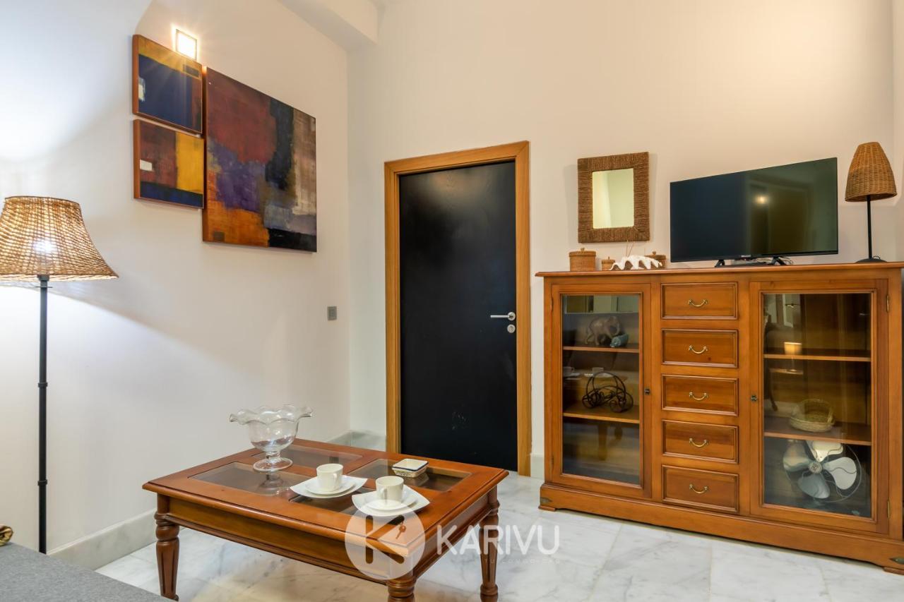 Estudio Senor De La Sentencia Apartment Sevilla Bagian luar foto